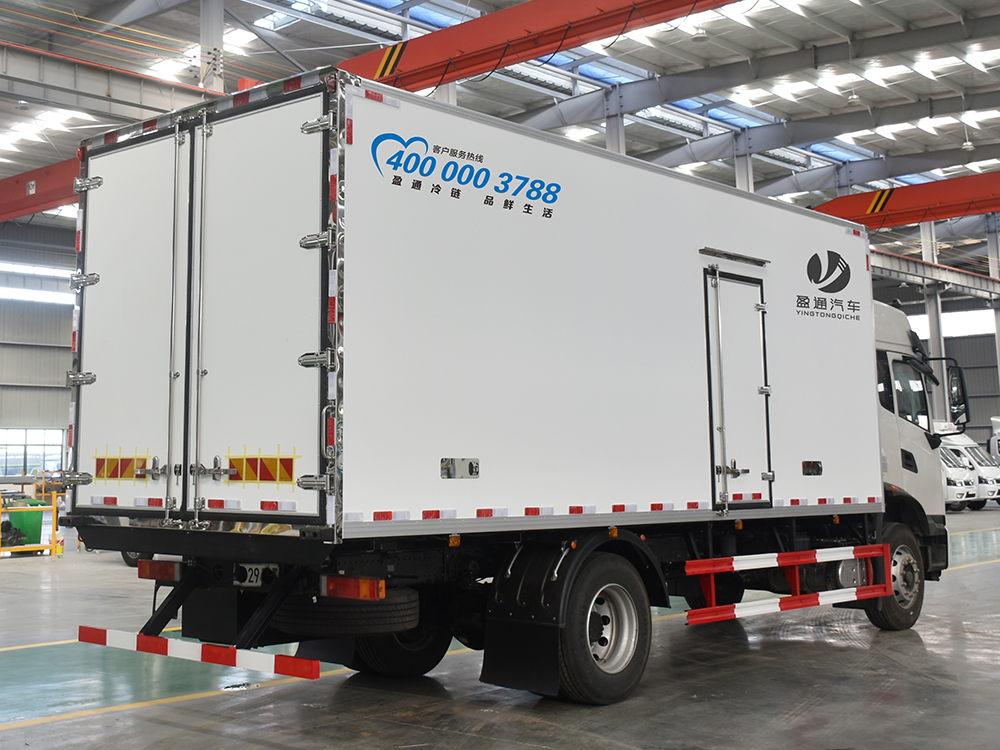 東風天錦冷藏車